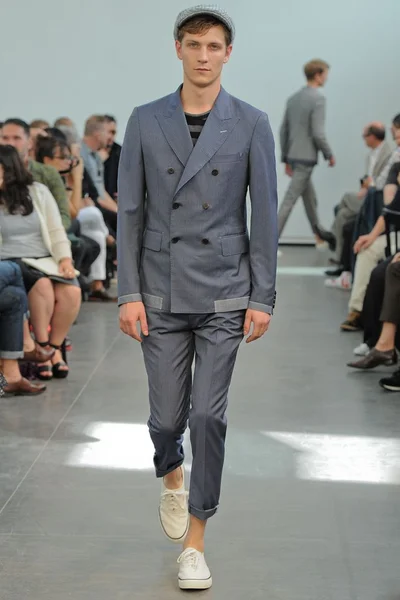 Look 46